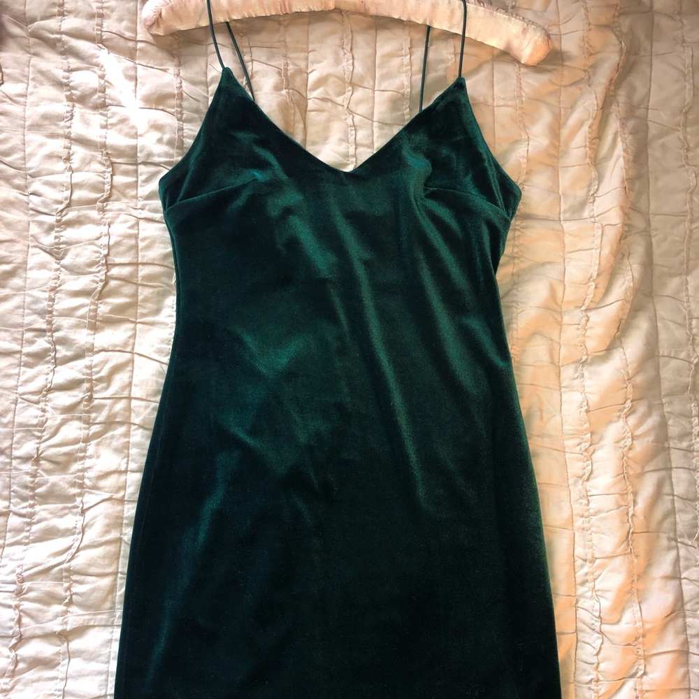 Dark Green Velvet Party Dress
